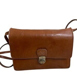Patricia Nash Lanza Classic Crossbody Organizer Purse Clutch Tan Leather
